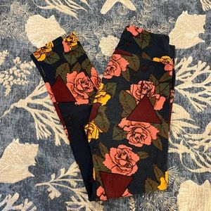 Lularoe Rose Leggings